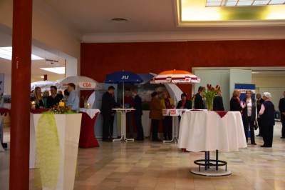 Die Vereinigungen prsentieren sich auch.